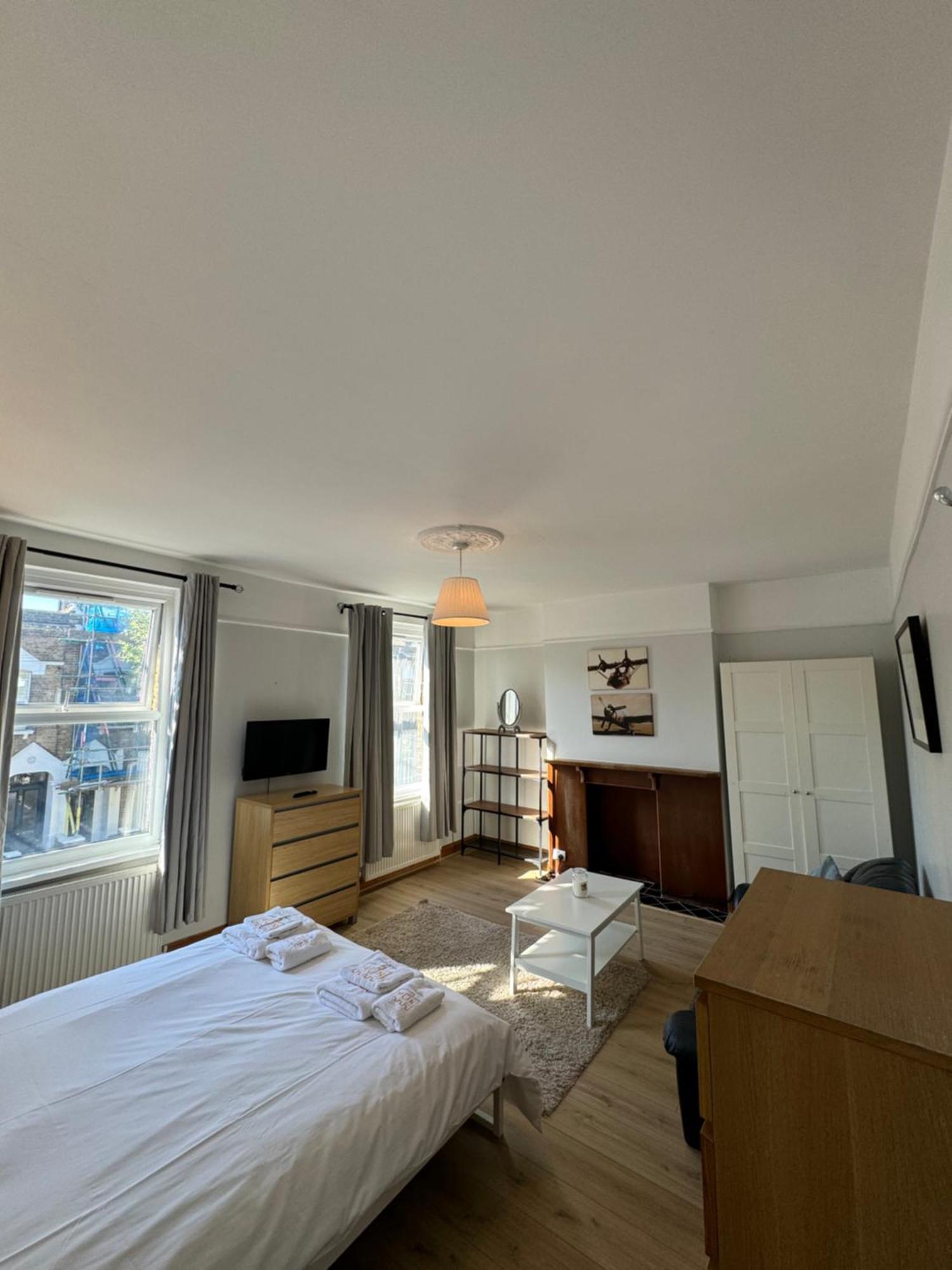 Napcastle Archway Hotel London Ngoại thất bức ảnh